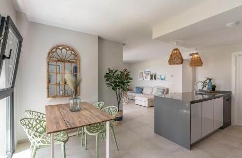 Ayamonte Apartment | Los Flamencos by Ĥ - Playa de los Haraganes HLHF5201PE72