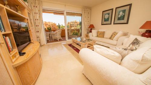 Castillo de la Duquesa Apartment | Los Granados 1111