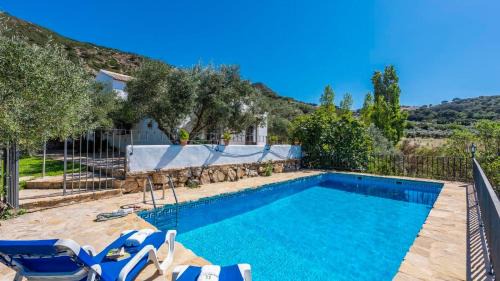Antequera House | Los Olivos Antequera - Los Nogales by Ruralidays