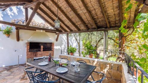 Antequera House | Los Olivos Antequera - Los Nogales by Ruralidays