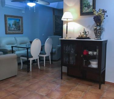 San Andres-San Pablo House | Los patios “ El Carmen”