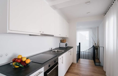 Jerez de la Frontera Old Town Apartment | Lovely 1-bedroom duplex with terrace, balcony and sofa bed, central Jerez