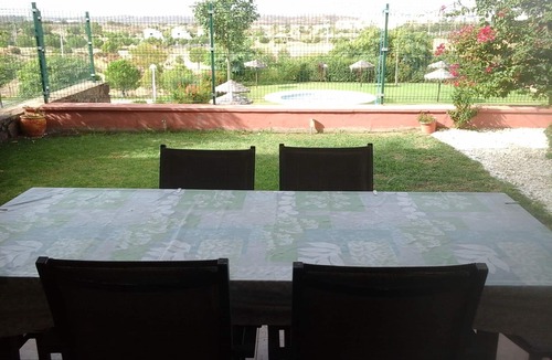 Costa Esuri Apartment | Lovely 3 bed apartment with WiFi overlooking the pool