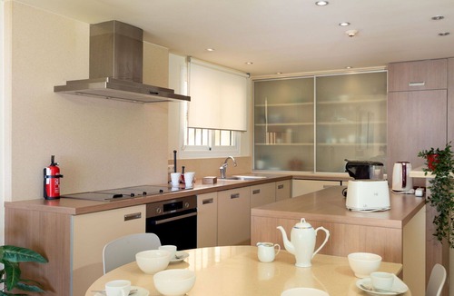 Buenas Noches Apartment | Lovely apartment for 4 people with A/C, WIFI, pool, TV and terrace