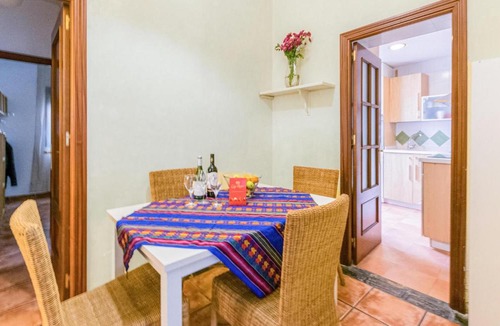 Santiago Apartment | Lovely Apartment In Cordoba With Wifi
