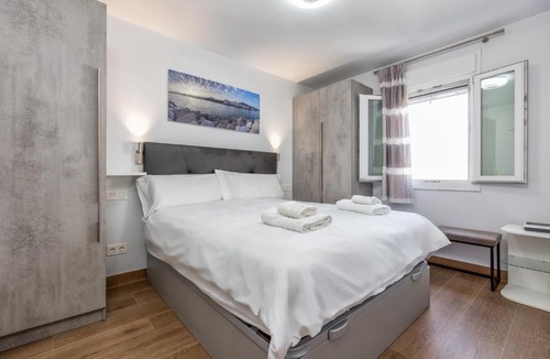 Puerto Banus Apartment | Lovely one bedroom by the beach in Puerto Banus