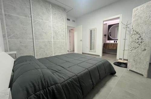Adra Apartment | Lujo en el centro con parking privado 3