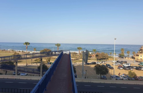 Costa del Sol Apartment | Luminoso Apartamento Frente al mar con Acceso Directo a la Playa
