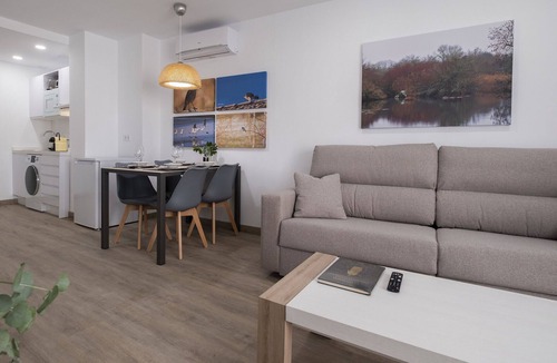 Centro Apartment | Luxor Torre del Clavero Apartments - 1 Bedroom