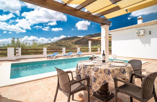 Periana House | Luxurious home in Periana
