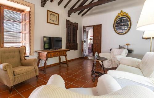 Santaella House | Luxurious Home In Santaella