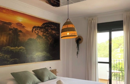 Benamahoma Apartment | Luxurious Suite in the middle of nature. Jacuzzi, fireplace and incredible views.