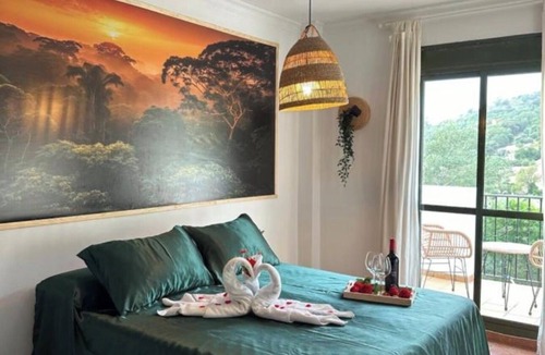 Benamahoma Apartment | Luxurious Suite in the middle of nature. Jacuzzi, fireplace and incredible views.