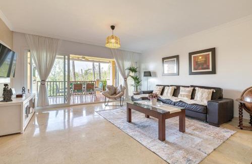 New Golden Mile Apartment | Luxury 2BR Resort Apt, Pools, Spa & Tennis