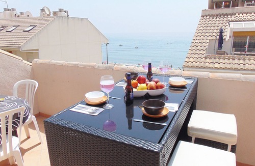 Fuengirola Apartment | LUXURY APARTMENT IN THE FIRST LINE OF IDEAL BEACH FOR FAMILIES.