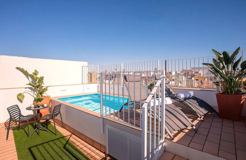 San Vicente Apartment | Luxury duplex in Seville with a private pool. Mendoza Rios II