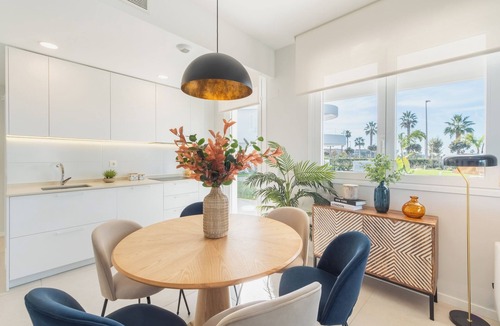 Chipiona Apartment | Luxury ground-floor apartment with private garden, just 3 minutes from the beach