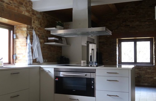 Naraido House | Luxury house in front of the valley, 20 minutes from Las Catedrales beach.