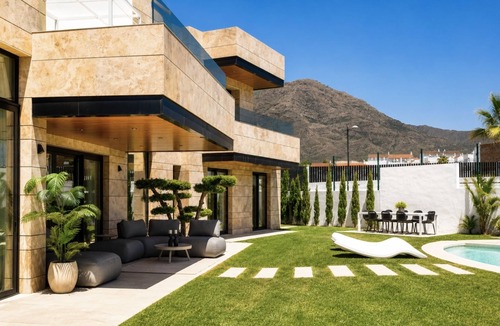 Estepona Villa | Luxury Modern Villa with Private Pool and Rooftop Terrace