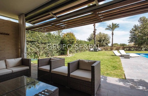 Seville Ski Chalet | Luxury Property overlooking the 13th Fairway