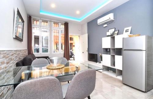 Las Lagunas Apartment | Luxury Suites Fuengirola 2