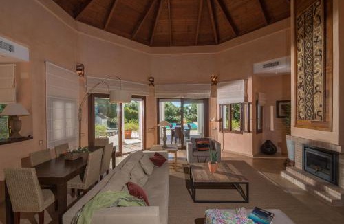 Benalup-Casas Vieja Villa | Luxury Villa Malva
