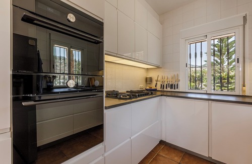 Sayalonga Villa | Luxury Villa for Families, Friends, and Groups up to 14 Guests