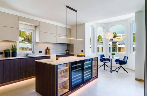 Marbella Villa | Luxury villa, mountain view - 6 bedrooms