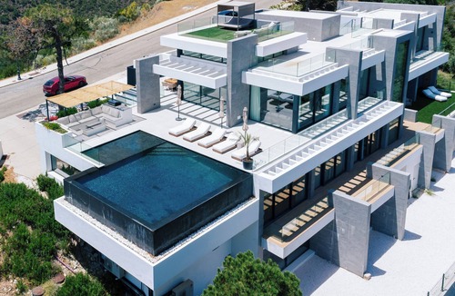 Benahavis House | Luxury Villa | Pool | Spa & Sauna | BBQ | Views