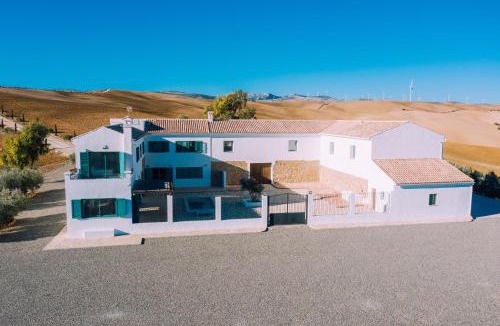 Ardales House | LyriosHomes Cortijo San Isidro