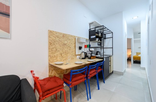 San Diego Apartment | M (ROB20E) Cozy apartment in Puente de Vallecas