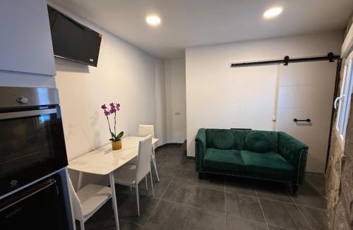 Mijares House | Mabel House Suites