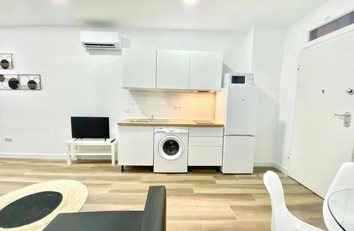 Moscardo Apartment | Madrid Río Amparo Usera (1 bedroom apartment)