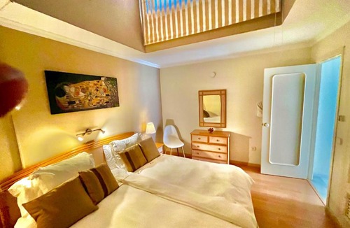 Marbella Apartment | Madrugada