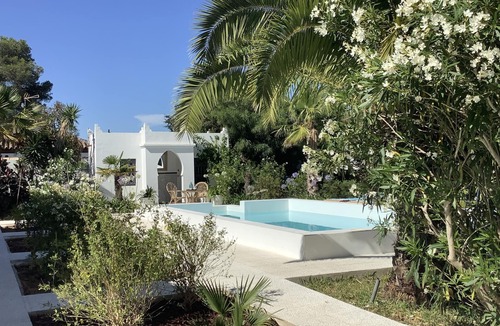 Chiclana de la Frontera Apartment | MAGNIFICENT KASBAH ANDALUZ *apartment with swimming pool & terrace* (in French)