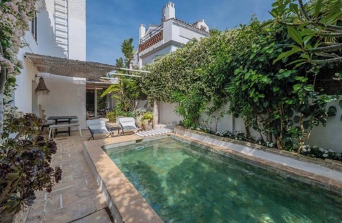 San Pedro de Alcantara Villa | Magnificent 3-bedroom Andalusian family villa near the beach and Puerto Banús