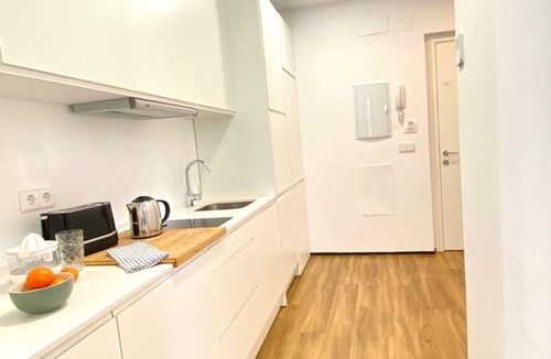 San Bartolome Apartment | Magnificent double bedroom apt in Santa Cruz