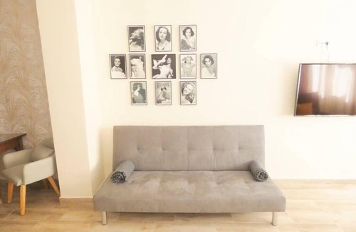 La Goleta Apartment | Malaga City Centre Apartment - R9953