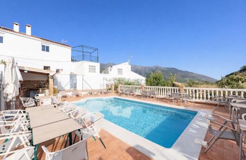 Alcaucin House | MalagaSuite Casa Rural con Piscina y Barbacoa