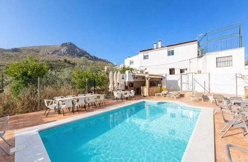 Alcaucin House | MalagaSuite Casa Rural con Piscina y Barbacoa