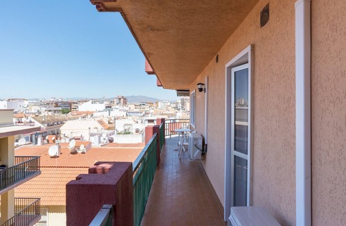 Fuengirola City Centre Apartment | MalagaSuite Fuengirola Pier