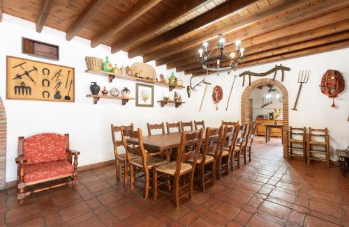 Colmenar House | Mansión Piedras Blancas