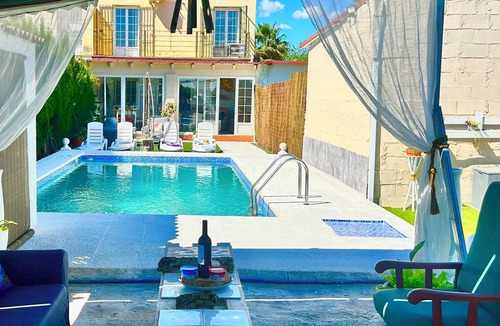 Guillena Ski Chalet | Marifer Home Private Pool Villa Family Friendly
