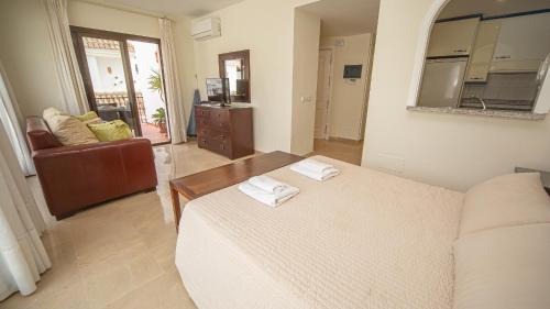 Castillo de Sabinillas Apartment | Marina Real 534