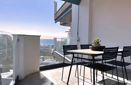 Los Llanos Apartment | Marinsa Jewel