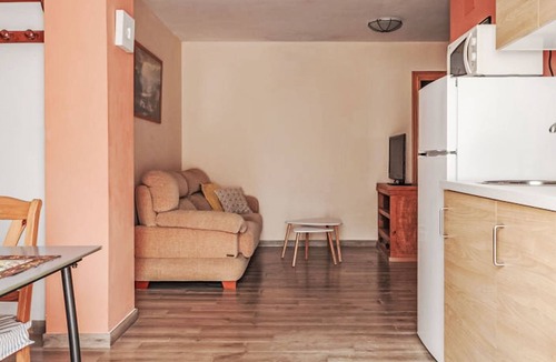 Guaro Apartment | Mariposa - Nido Aguila Blanca by Interhome