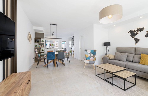 Torre de Benagalbon Ski Chalet | Marta - Holiday Home in Rincón de la Victoria