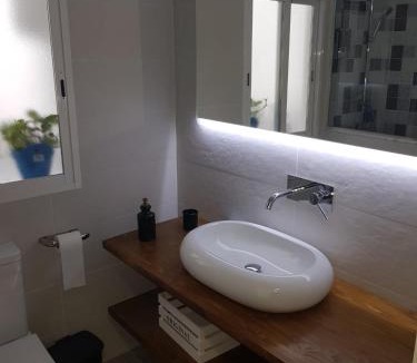 Poniente-Sur Apartment | Mezquita- Elite, Parking, Wifi