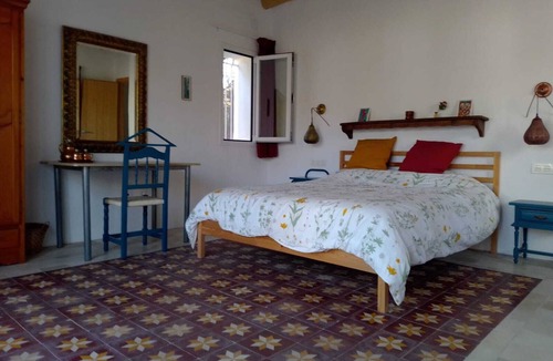 Vejer de la Frontera Villa | Milagro de Algar is a beautifully restored farmhouse in the heart of Andalusia