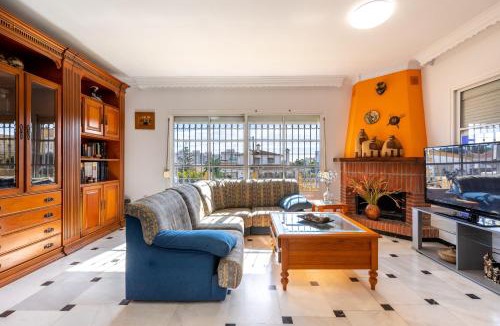 Rincon de la Victoria House | Milestone House